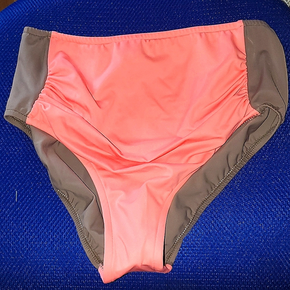 NWOT Venus Swim Bottom